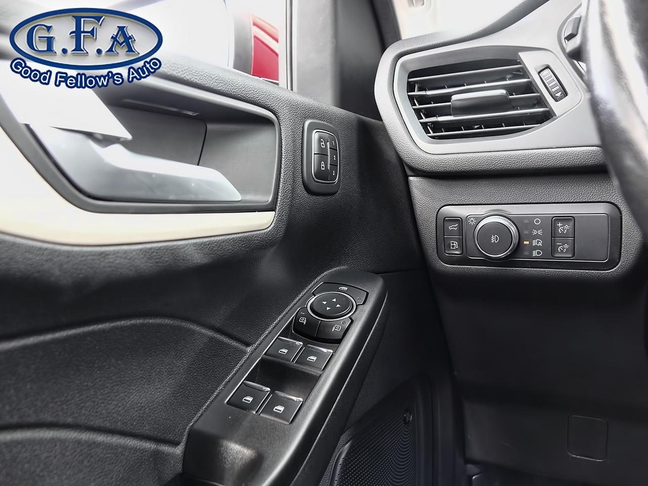 2021 Ford Escape TITANIUM MODEL, PHEV HYBRID, FWD, LEATHER SEATS, N Photo41