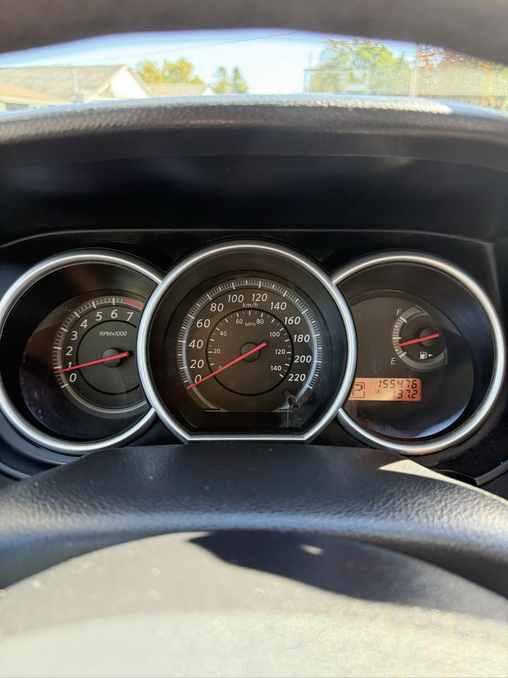 2012 Nissan Versa SL Photo