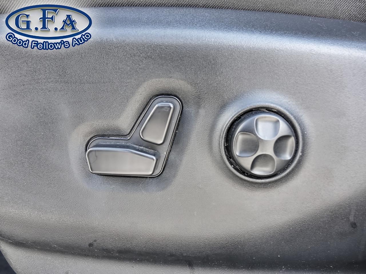 2025 Chrysler Pacifica LIMITED MODEL, 7 PASSENGER, PANORAMIC ROOF, FWD, P Photo9