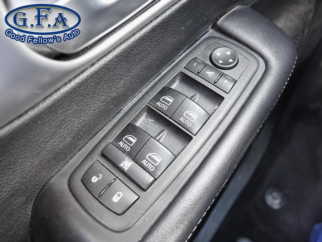 2025 Chrysler Pacifica LIMITED MODEL, 7 PASSENGER, PANORAMIC ROOF, FWD, P Photo46