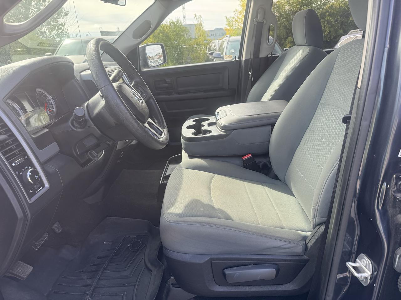 2017 RAM 1500 ST Photo