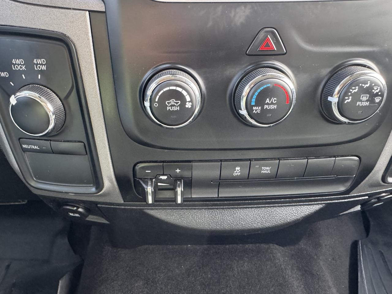 2017 RAM 1500 ST Photo