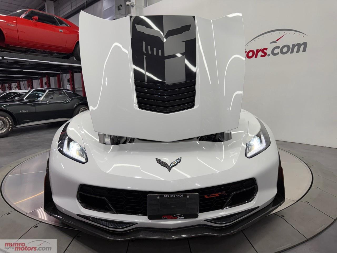 2018 Chevrolet Corvette StingRay Convertible 1LT Photo