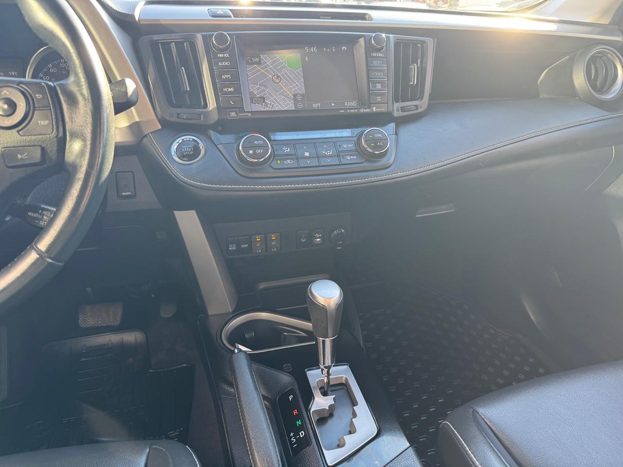 2016 Toyota RAV4 Limited AWD | Leather | Sunroof | JBL Sound | Navi Photo