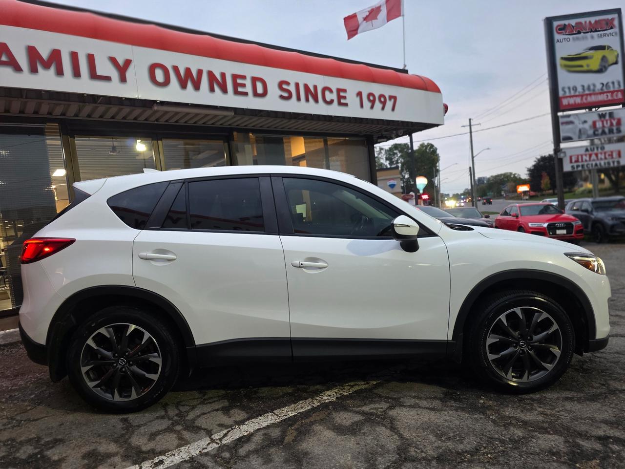 2016 Mazda CX-5 GT AWD | LOADED | ONE OWNER | DEALER SERVICED Photo