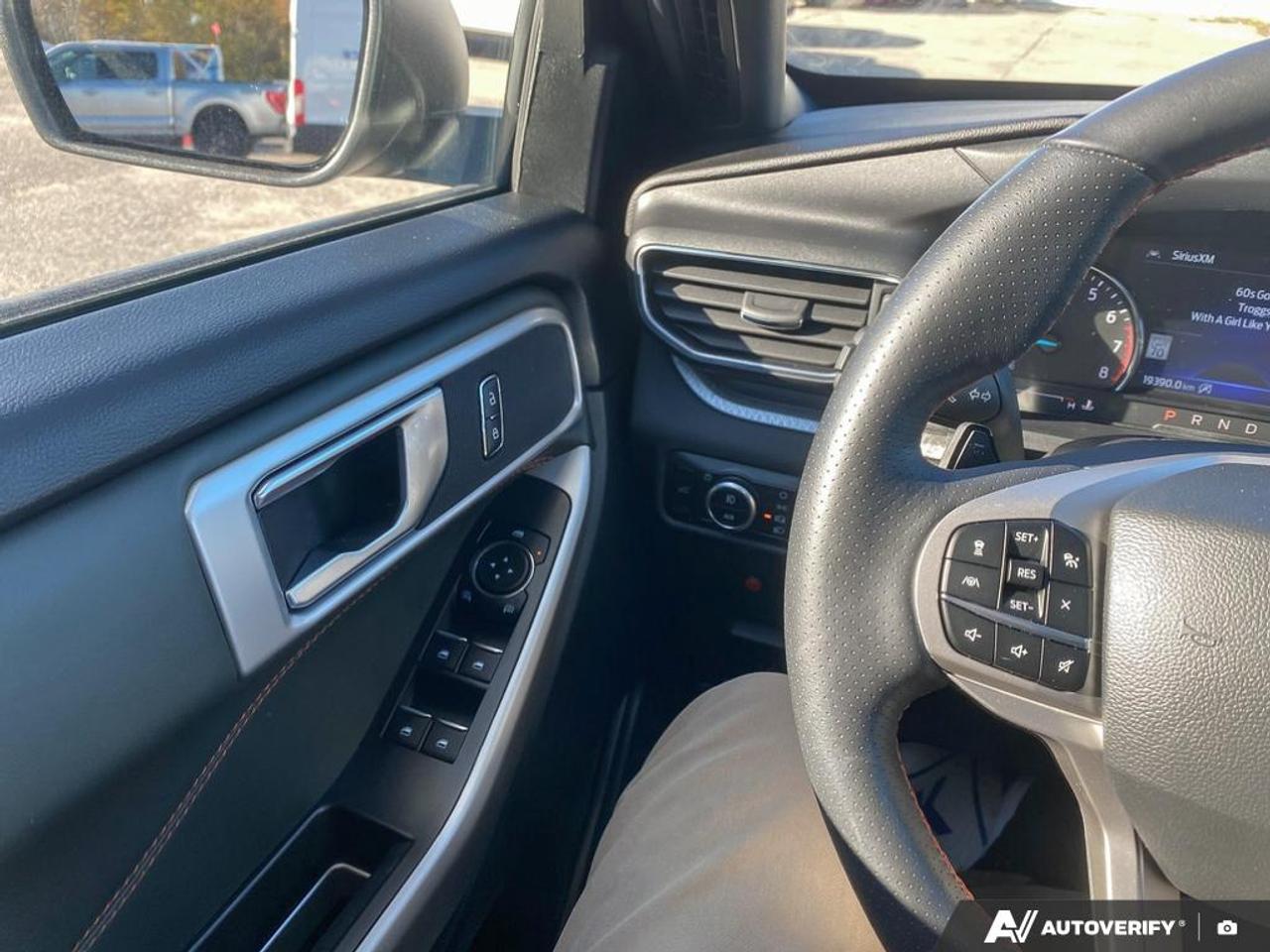 2023 Ford Explorer Timberline TWIN PANEL MOONROOF | HEATED SEATING Photo
