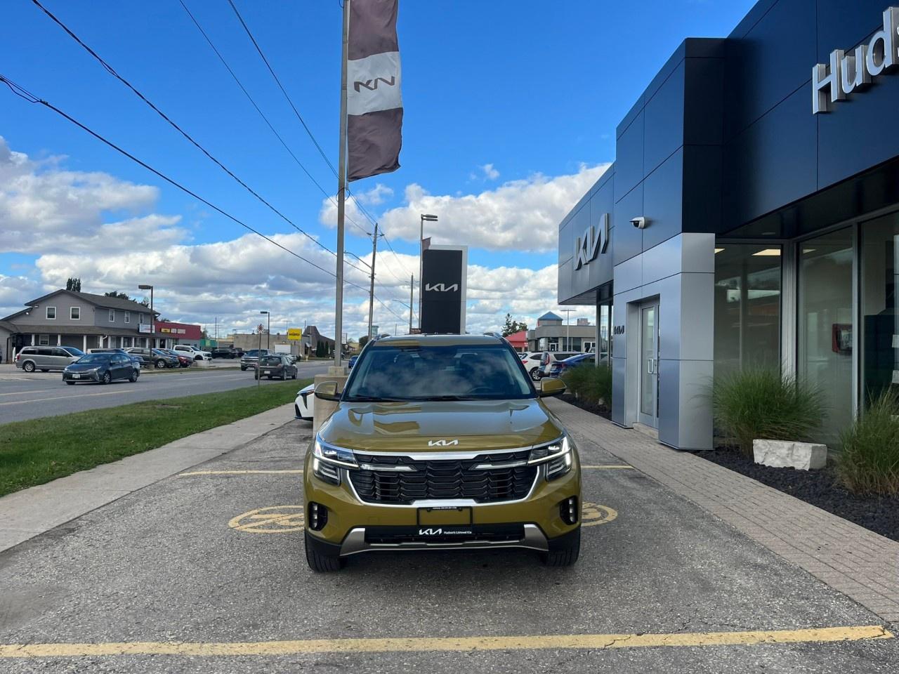 2024 Kia Seltos EX AWD Photo2