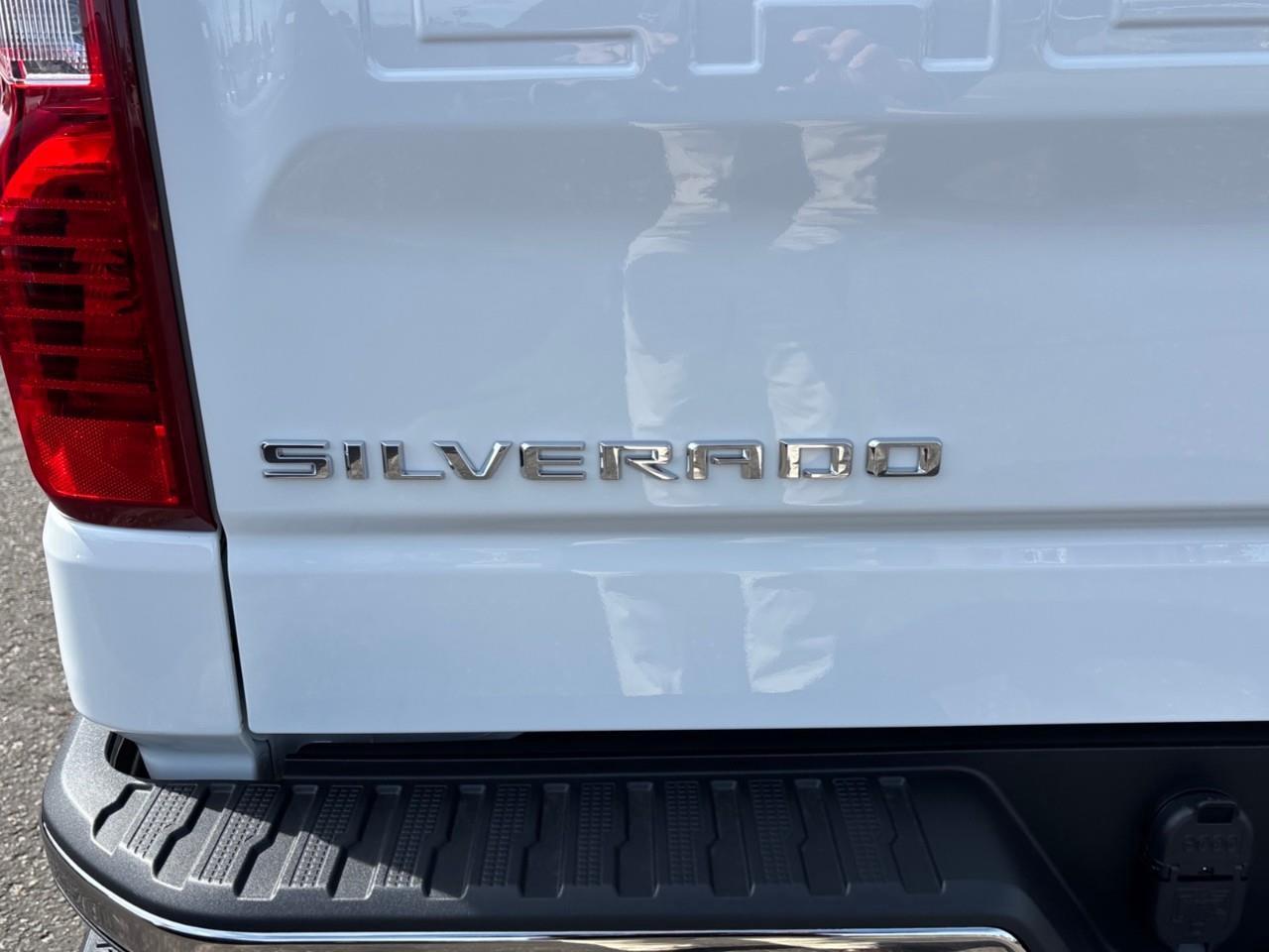 2026 Chevrolet Silverado 1500 LT New 5 Passenger V8 Crew Cab 4X4 Truck with Heated Front Seats, Heated Steering Wheel and a 13.4 Diagonal Touchscreen Radio with Wireless Apple CarPlay, Wireless Android Auto and Wireless Phone Chargin Photo