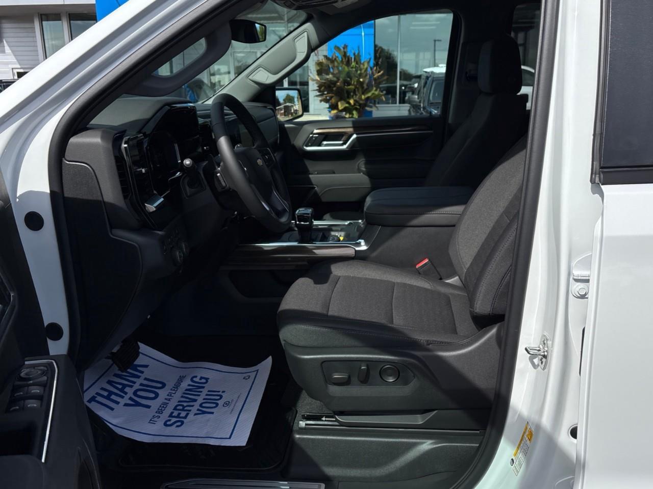2026 Chevrolet Silverado 1500 LT New 5 Passenger V8 Crew Cab 4X4 Truck with Heated Front Seats, Heated Steering Wheel and a 13.4 Diagonal Touchscreen Radio with Wireless Apple CarPlay, Wireless Android Auto and Wireless Phone Chargin Photo