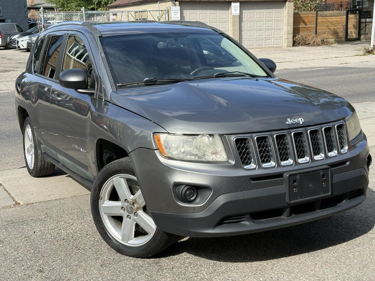 2012 Jeep Compass LIMITED Photo