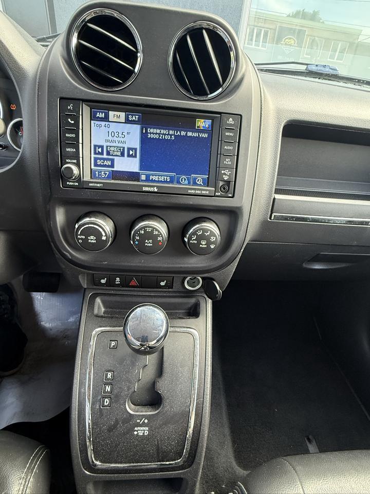 2012 Jeep Compass LIMITED Photo