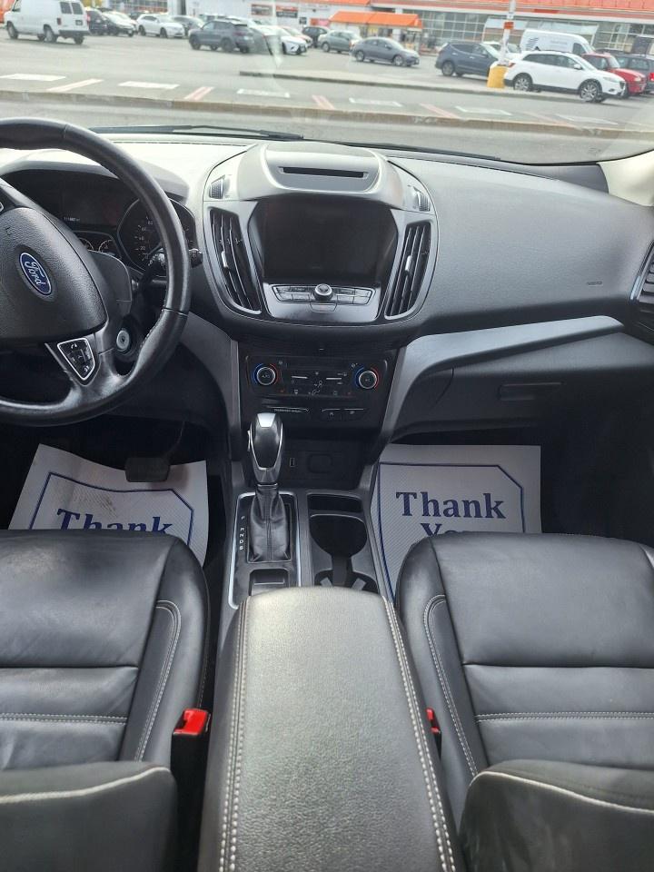 2018 Ford Escape SEL 4WD Photo