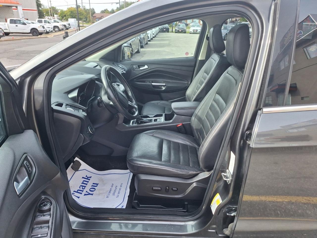 2018 Ford Escape SEL 4WD Photo