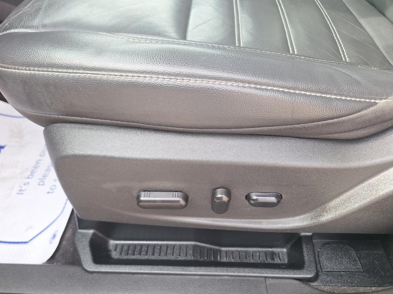 2018 Ford Escape SEL 4WD Photo