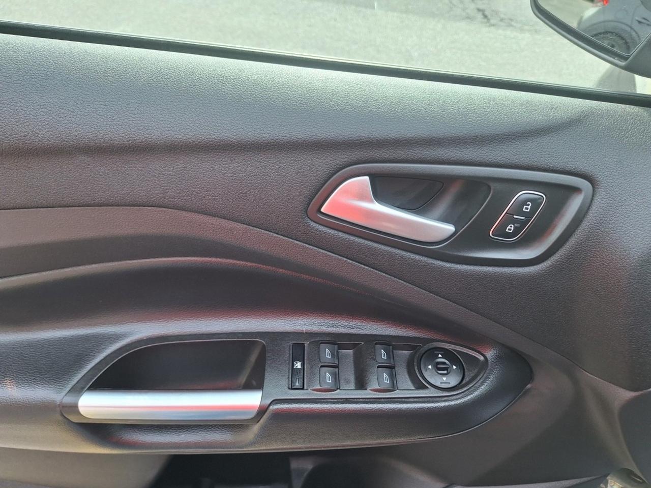2018 Ford Escape SEL 4WD Photo