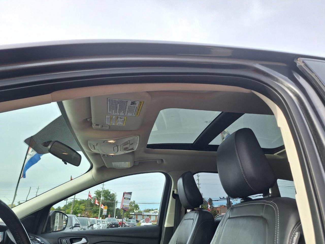 2018 Ford Escape SEL 4WD Photo