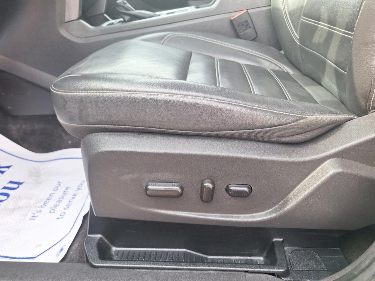 2018 Ford Escape SEL 4WD Photo