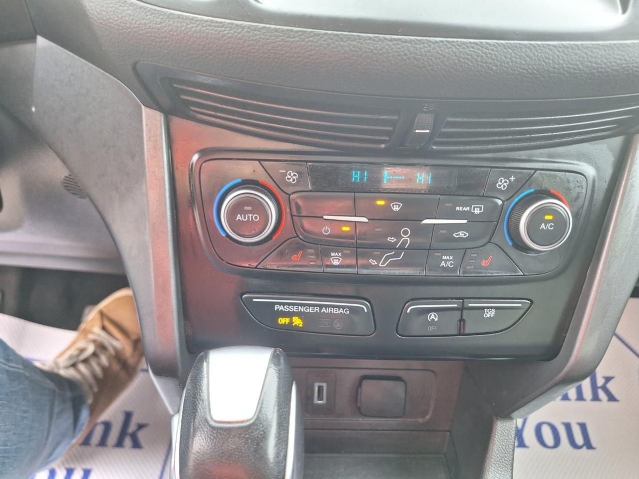 2018 Ford Escape SEL 4WD Photo