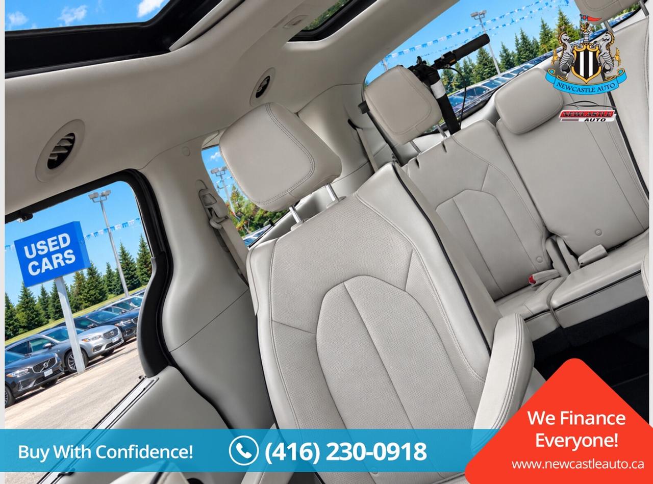 2017 Chrysler Pacifica Hybrid Platinum Photo3