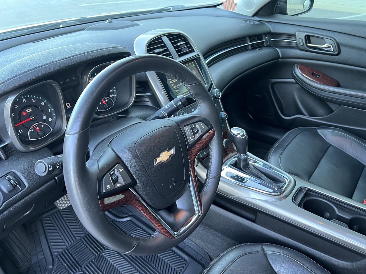 2013 Chevrolet Malibu LTZ Photo
