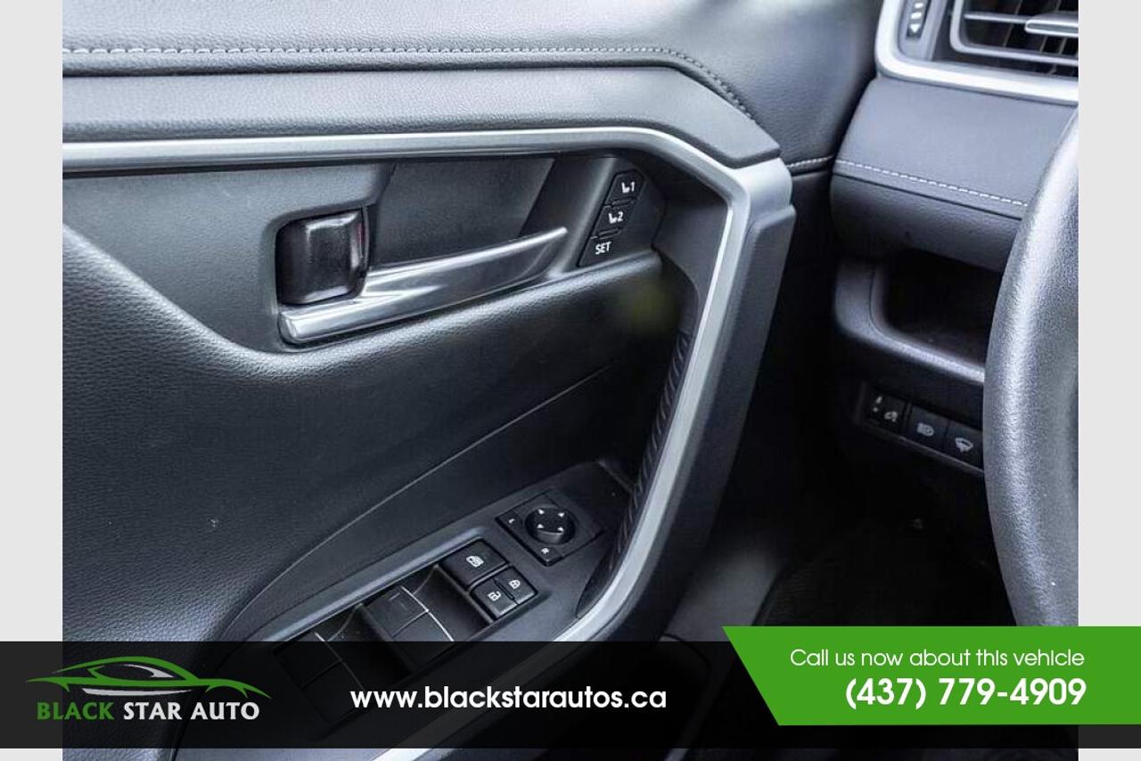 2021 Toyota RAV4 Hybrid  Photo