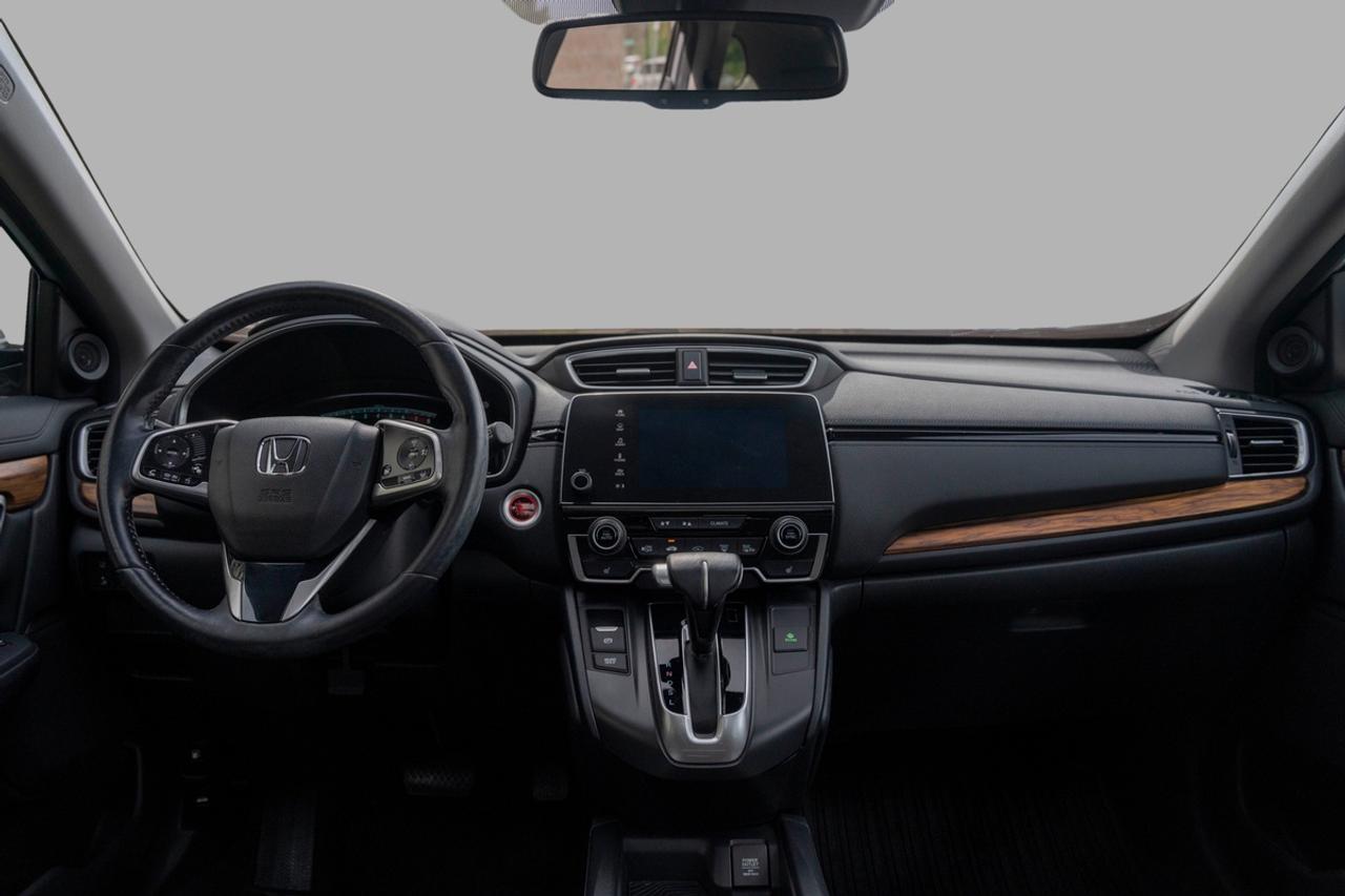 2017 Honda CR-V Touring Photo
