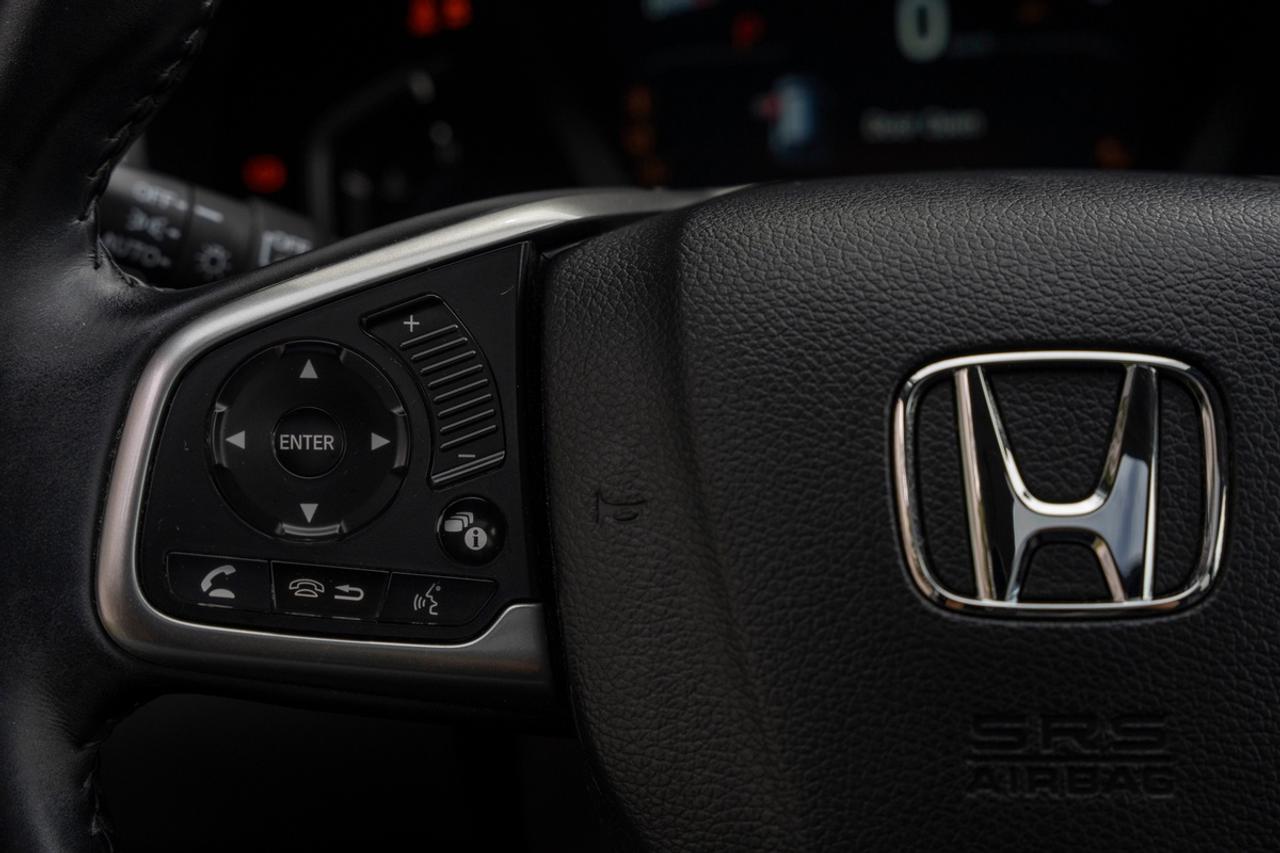 2017 Honda CR-V Touring Photo