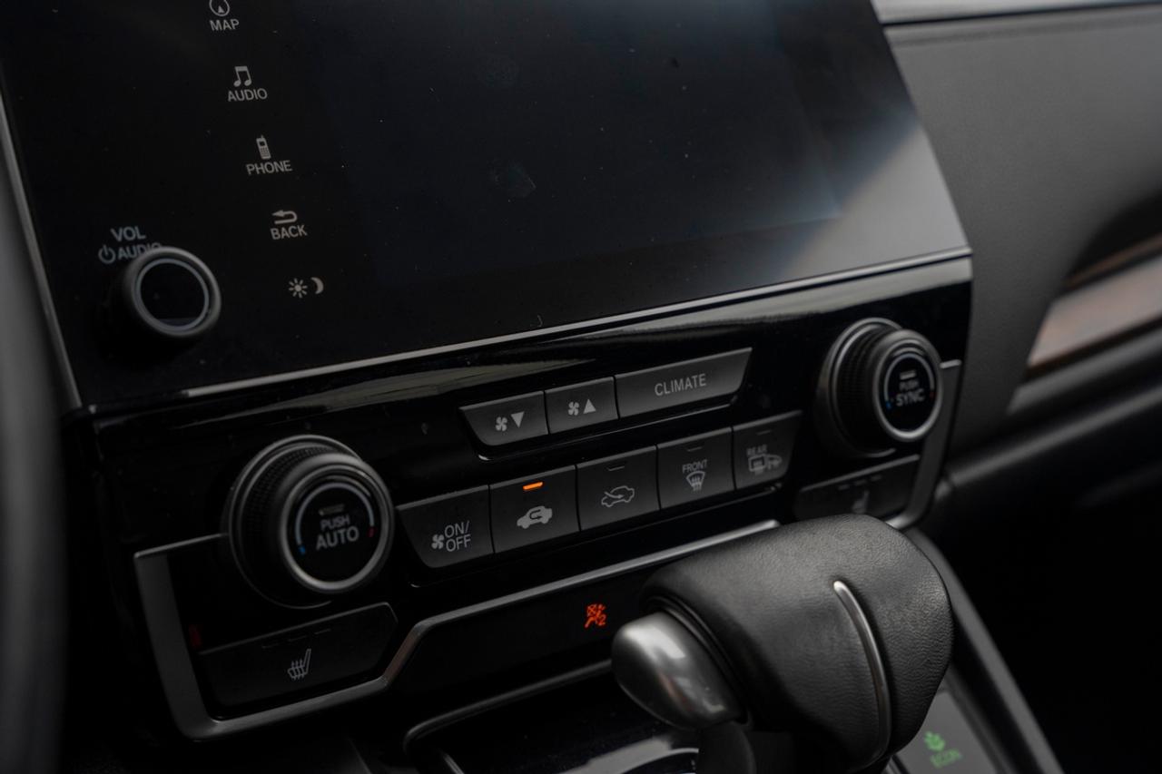 2017 Honda CR-V Touring Photo