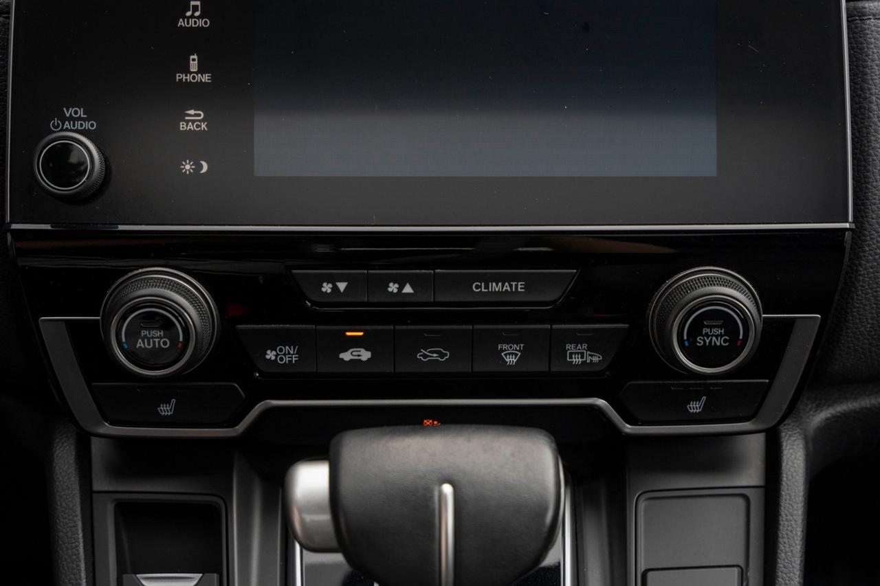2017 Honda CR-V Touring Photo