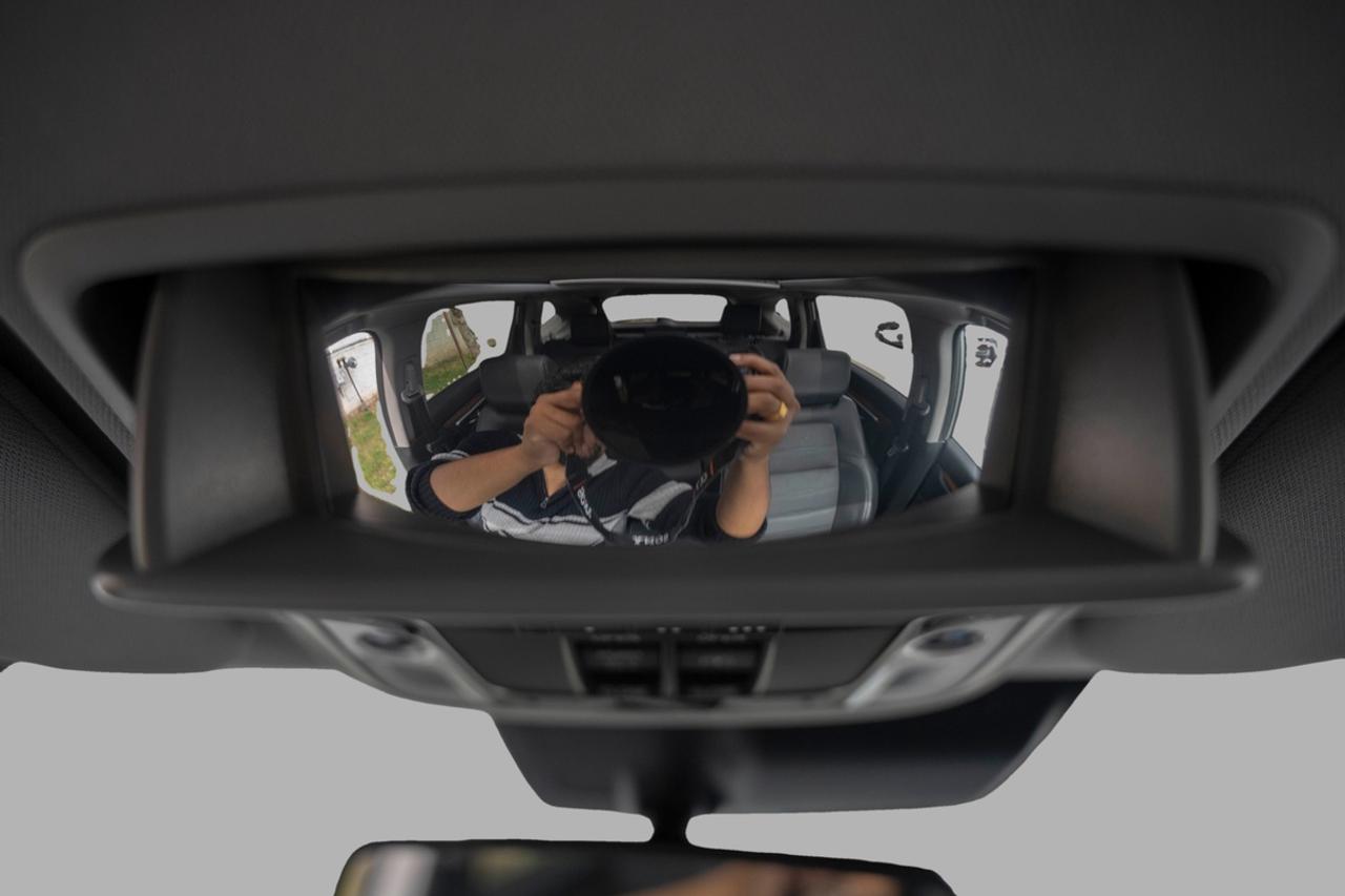 2017 Honda CR-V Touring Photo