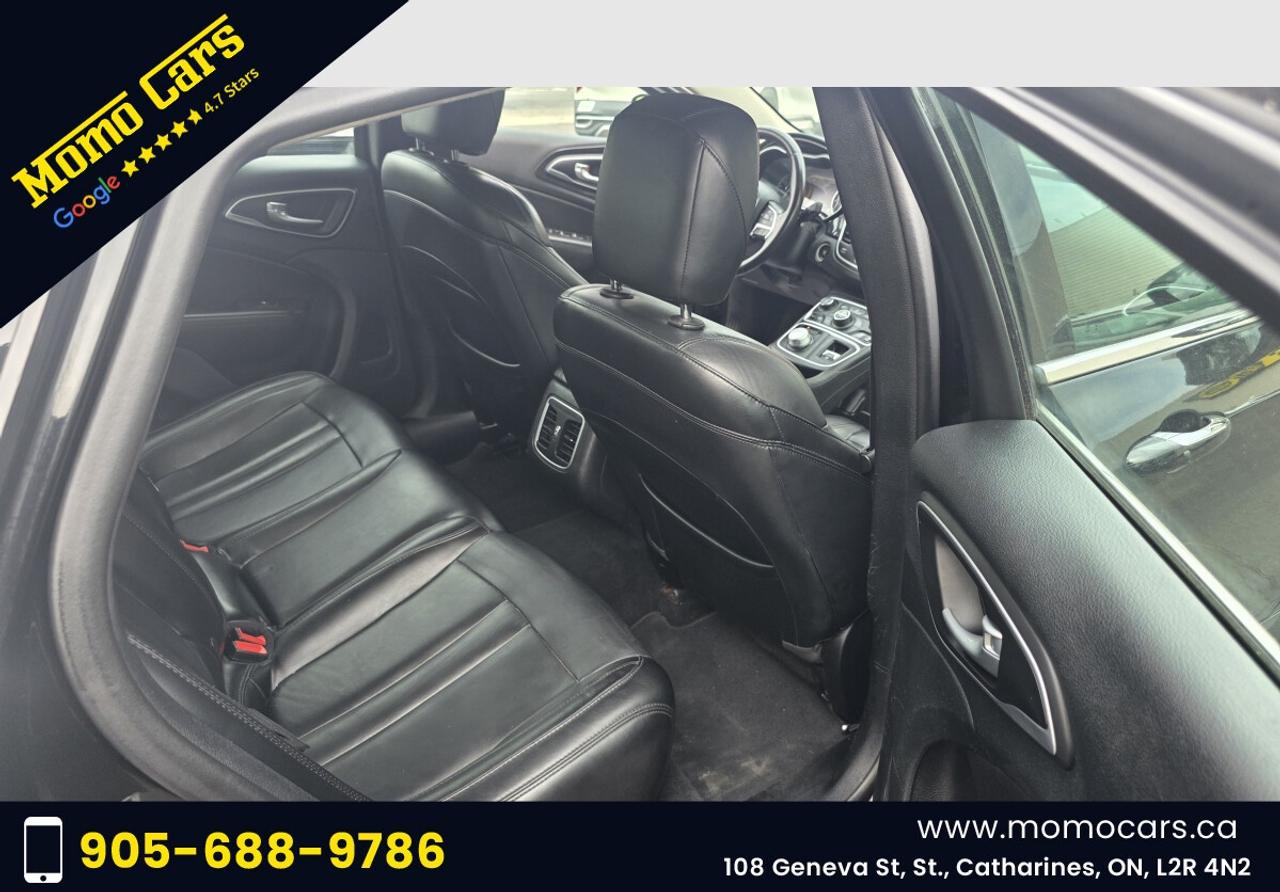 2015 Chrysler 200 C Photo