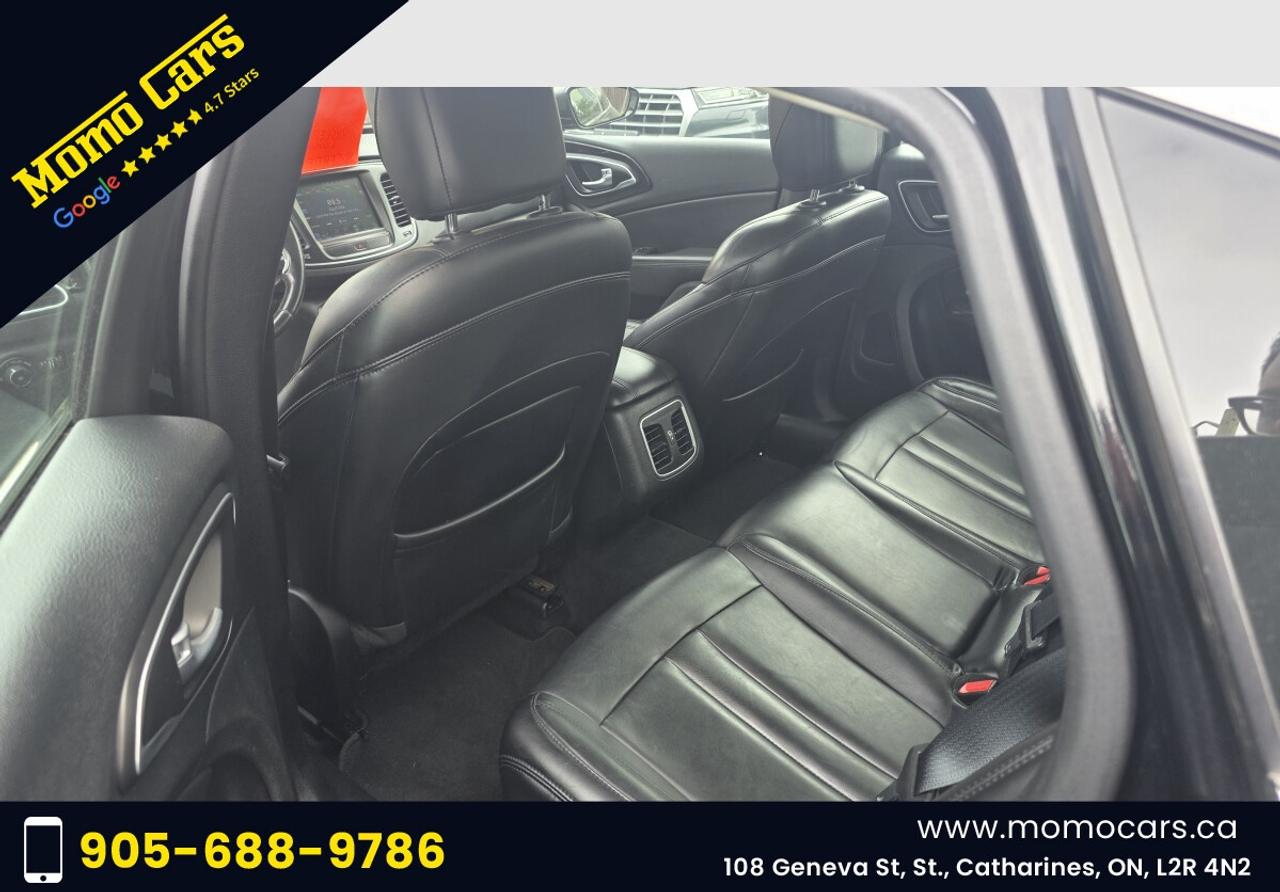 2015 Chrysler 200 C Photo