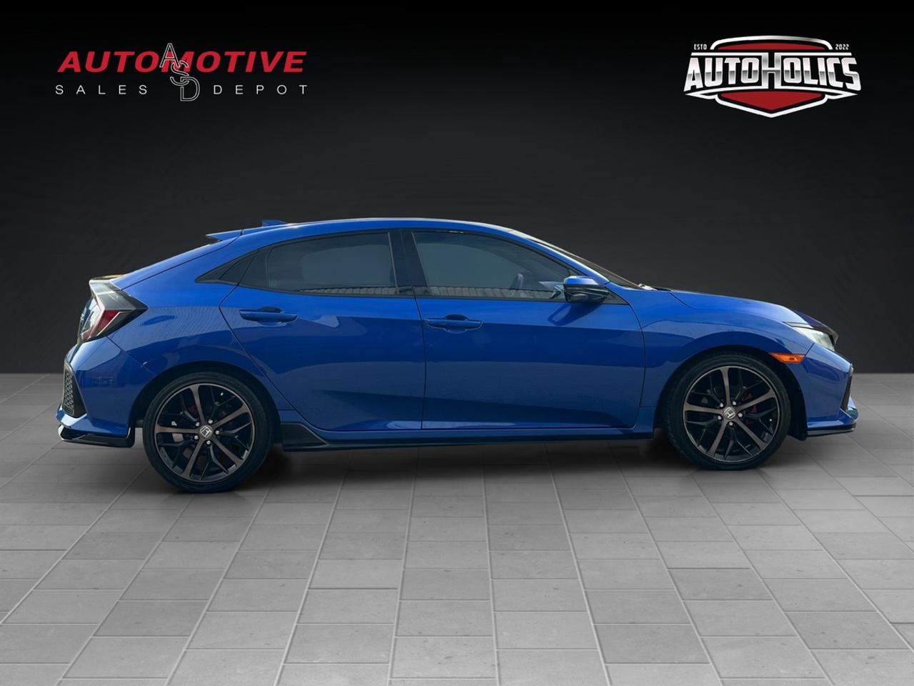 2017 Honda Civic Touring Photo