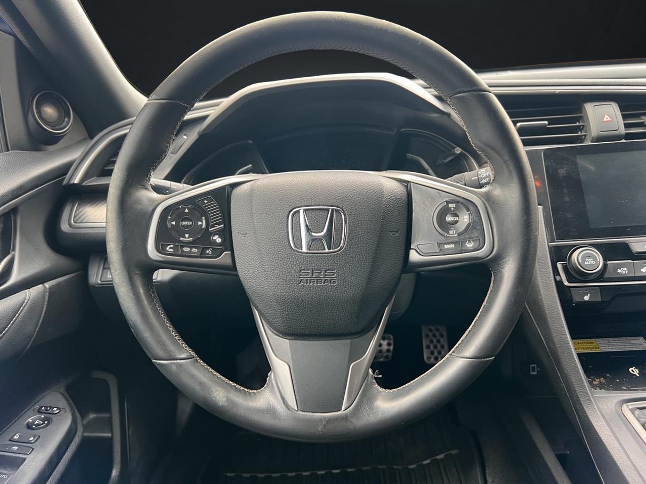 2017 Honda Civic Touring Photo