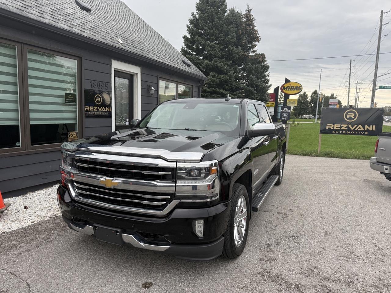 2017 Chevrolet Silverado 1500 High Country Crew Photo0