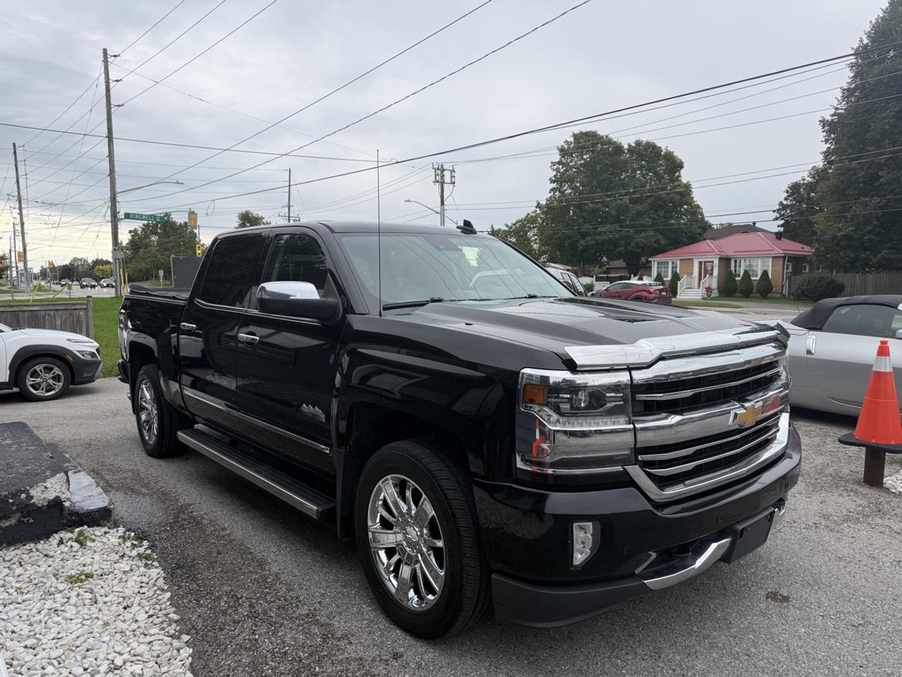 2017 Chevrolet Silverado 1500 High Country Crew Photo