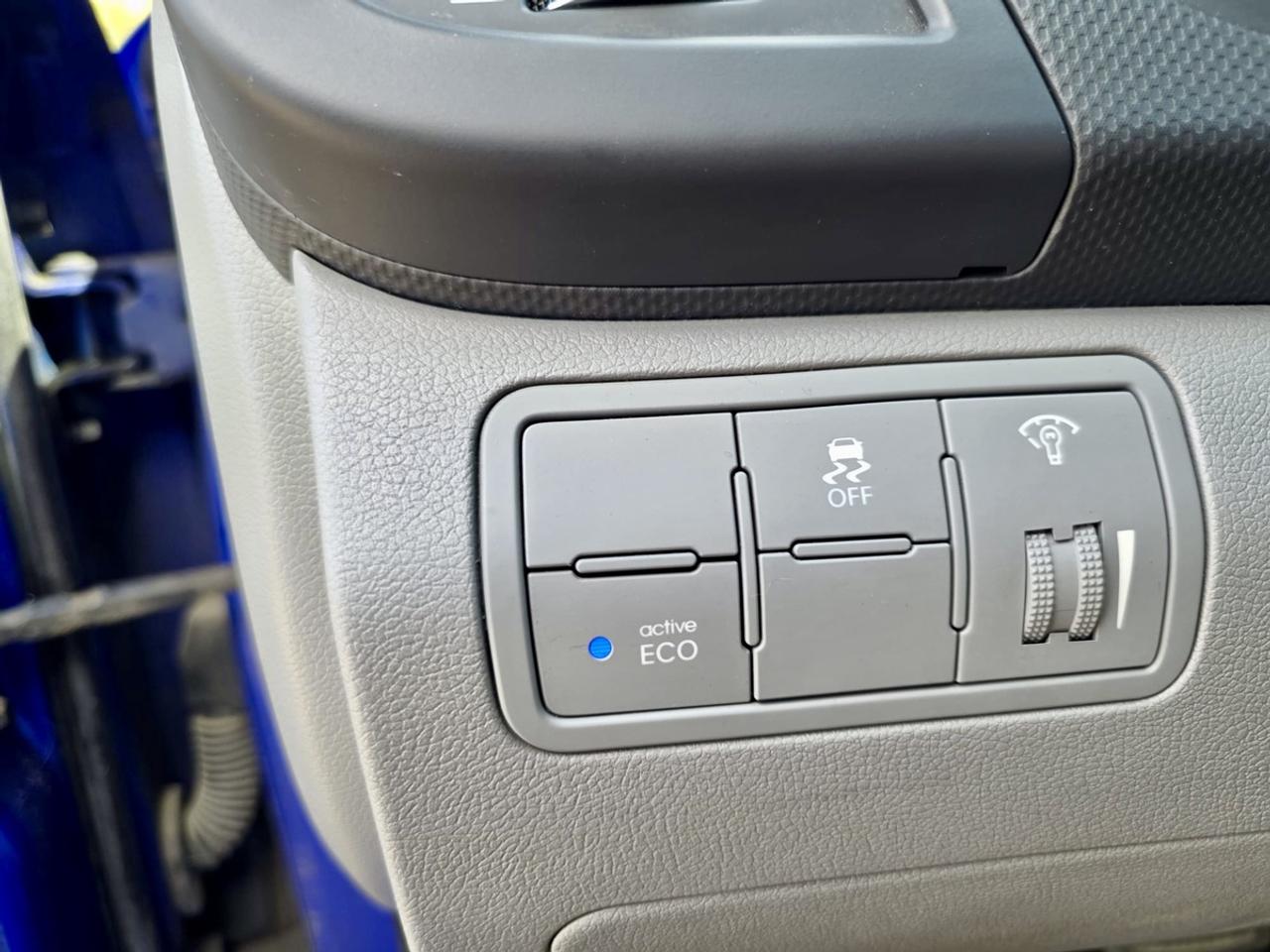 2013 Hyundai Accent GLS Photo