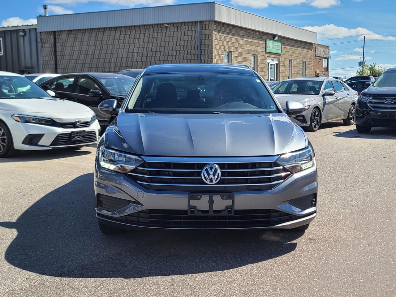2019 Volkswagen Jetta SEL Photo