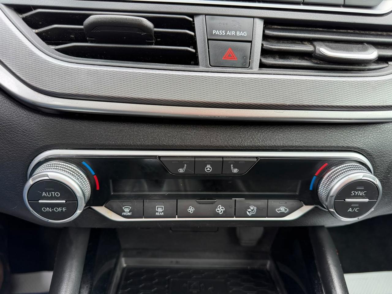 2023 Nissan Altima SR Photo
