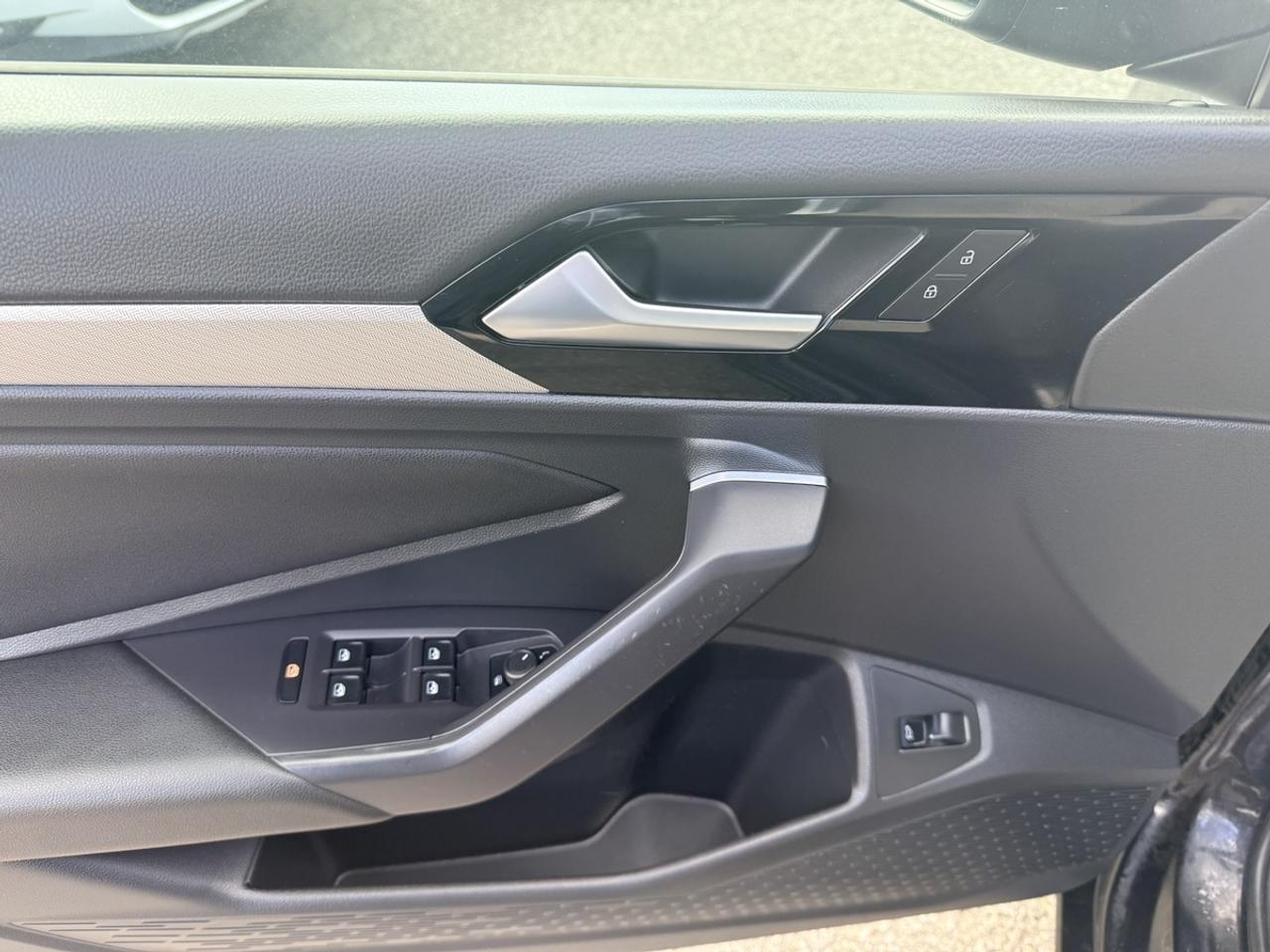 2019 Volkswagen Jetta HIGHLINE - R-LINE - R.CAMERA - 6-SPEED MANUAL! Photo