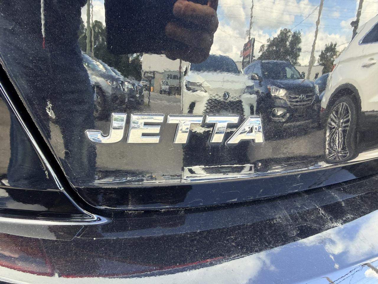 2019 Volkswagen Jetta HIGHLINE - R-LINE - R.CAMERA - 6-SPEED MANUAL! Photo