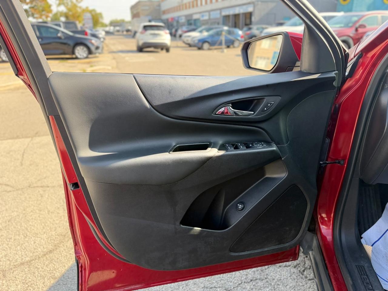2024 Chevrolet Equinox LT Photo