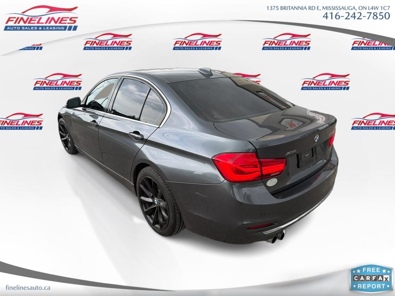 2017 BMW 3 Series 330i xDrive Photo