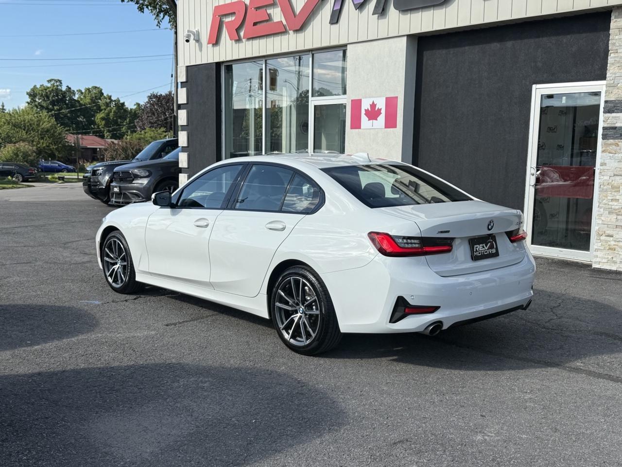 2019 BMW 3 Series 330i xDrive | Sport Line | Remote Start Photo