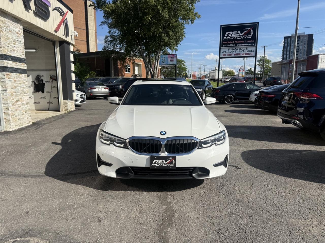 2019 BMW 3 Series 330i xDrive | Sport Line | Remote Start Photo5
