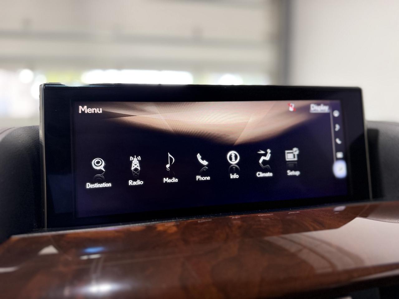 2019 Lexus LX 570 Photo