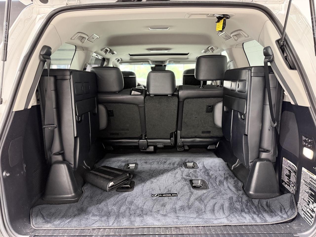 2019 Lexus LX 570 Photo