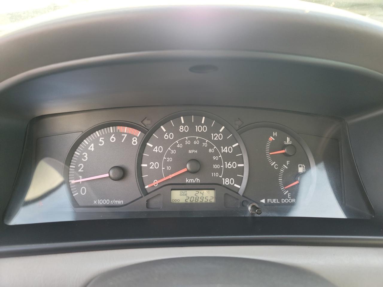 2005 Toyota Corolla LE Photo