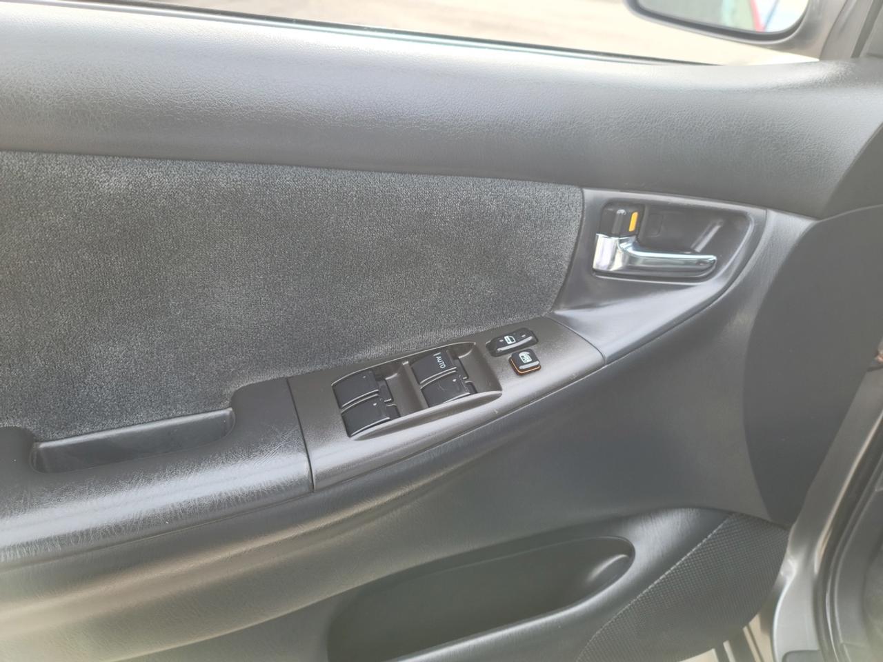 2008 Toyota Corolla S Photo