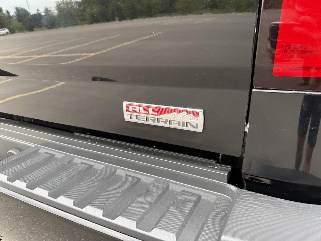 2018 GMC Sierra 2500 HD SLT Photo